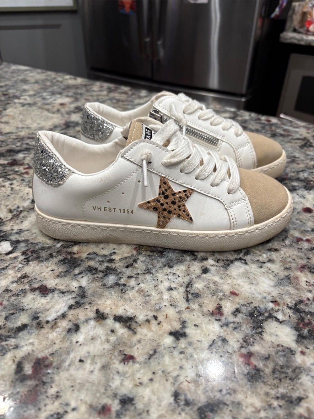 Vintage Kids White Sneakers with Leopard Star & Silver Glitter Heel